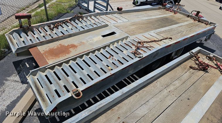 image for item DO2867 2006 Phelan 12TTA  equipment trailer