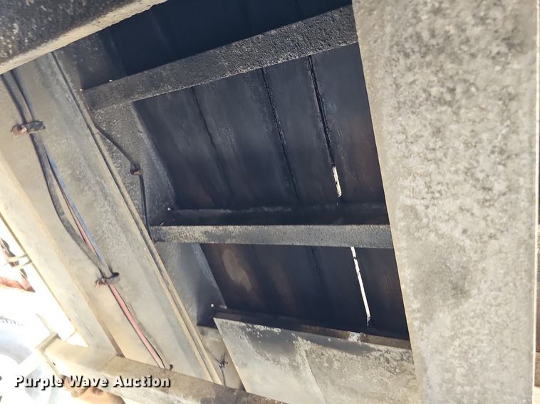 image for item DO2867 2006 Phelan 12TTA  equipment trailer