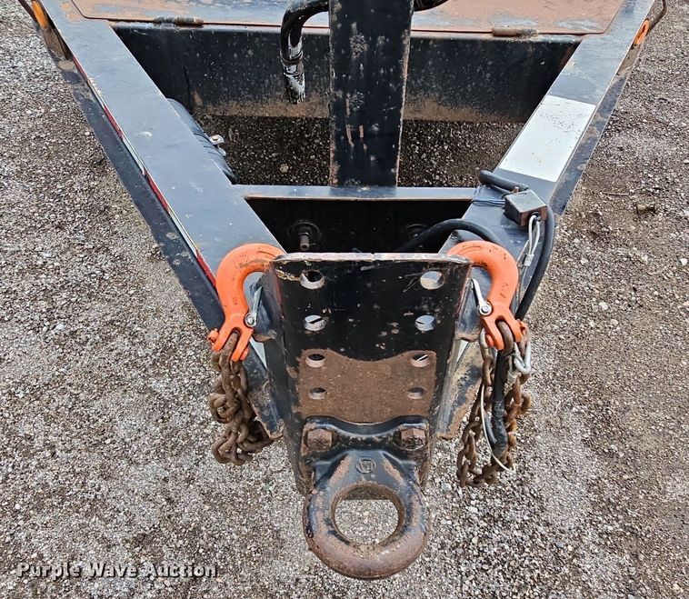 image for item DO2906 2014 Towmaster Trailers TC-14D  equipment trailer