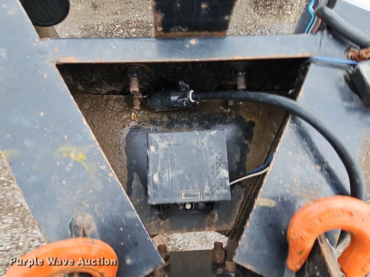 image for item DO2906 2014 Towmaster Trailers TC-14D  equipment trailer