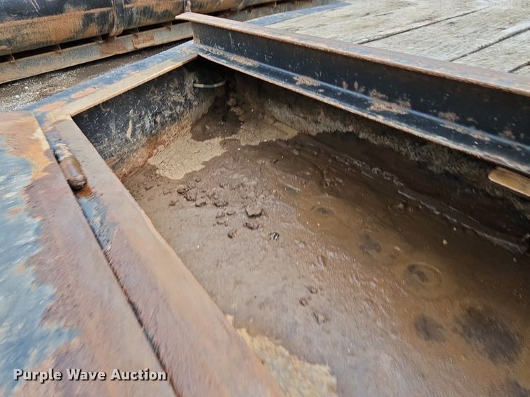 image for item DO2906 2014 Towmaster Trailers TC-14D  equipment trailer