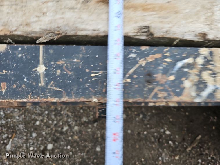 image for item DO2906 2014 Towmaster Trailers TC-14D  equipment trailer