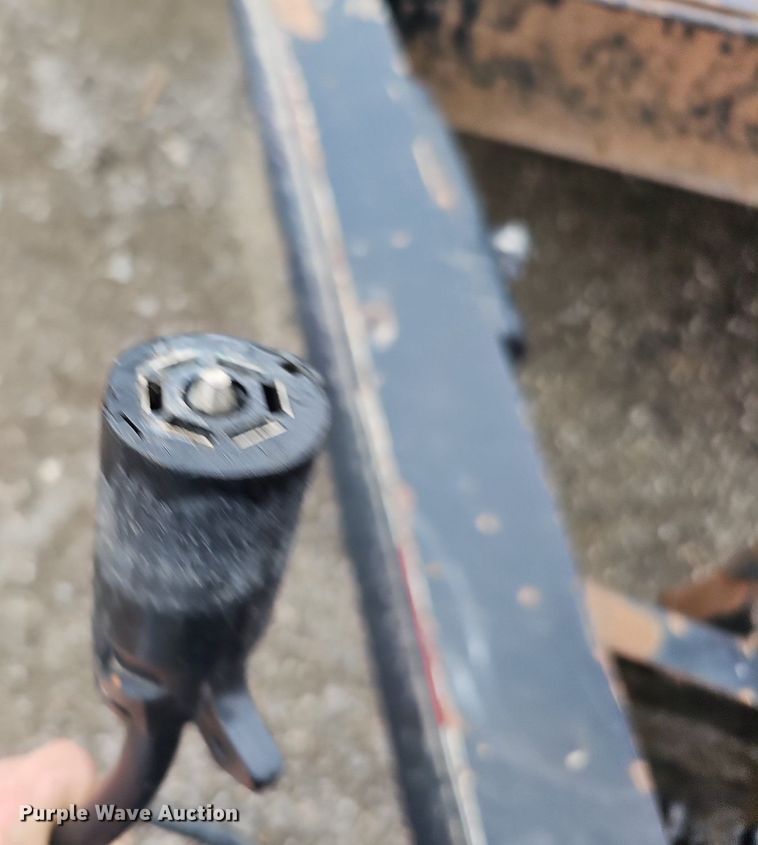 image for item DO2907 2012 Towmaster Trailer TC-14D  equipment trailer