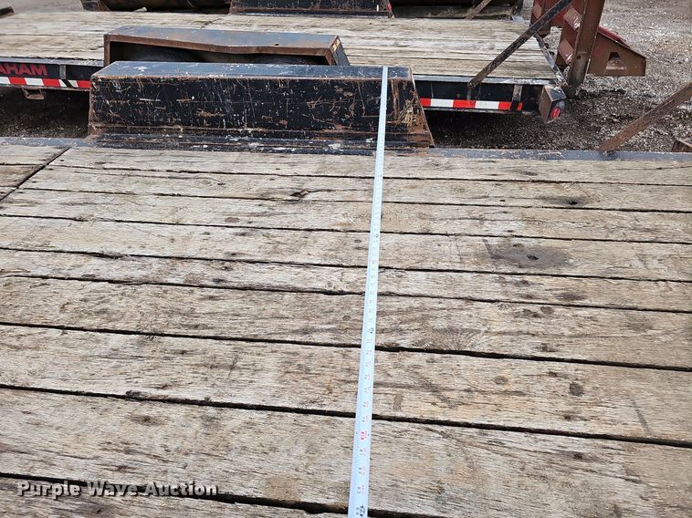 image for item DO2907 2012 Towmaster Trailer TC-14D  equipment trailer