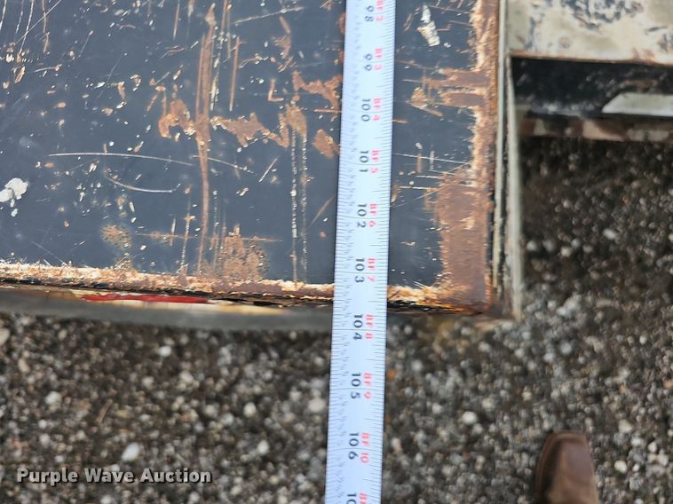 image for item DO2907 2012 Towmaster Trailer TC-14D  equipment trailer