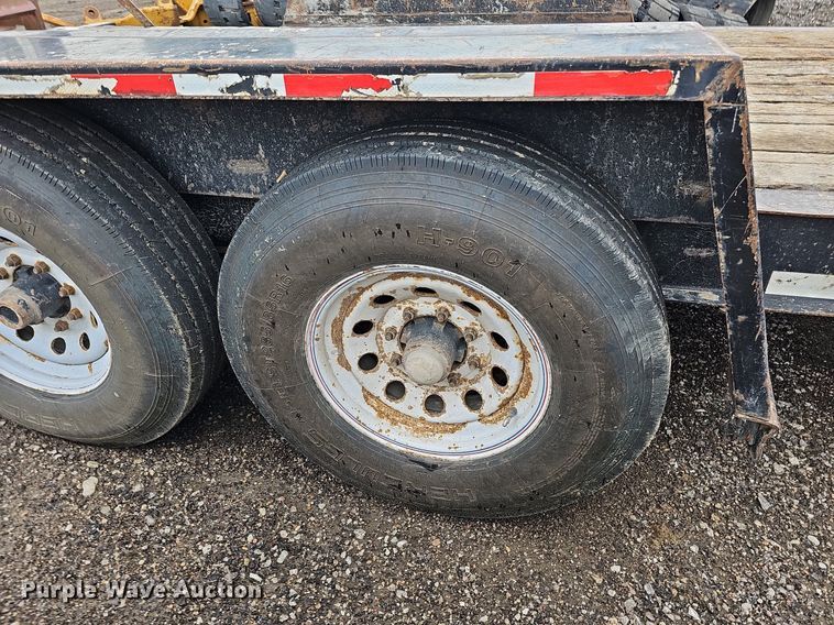 image for item DO2907 2012 Towmaster Trailer TC-14D  equipment trailer