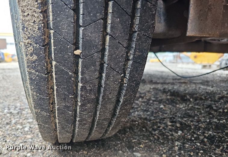 image for item DO2907 2012 Towmaster Trailer TC-14D  equipment trailer