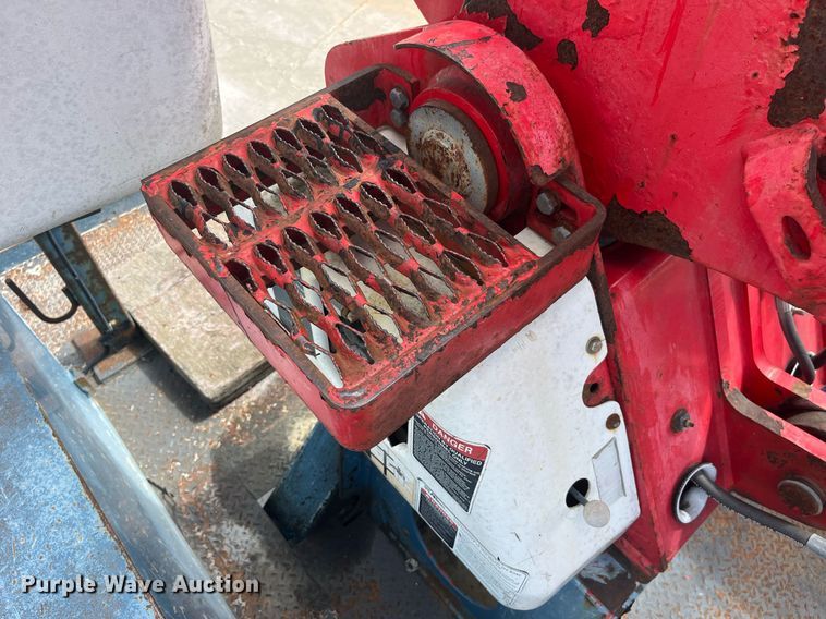 image for item DP0534 2007 GMC C7500  bucket truck