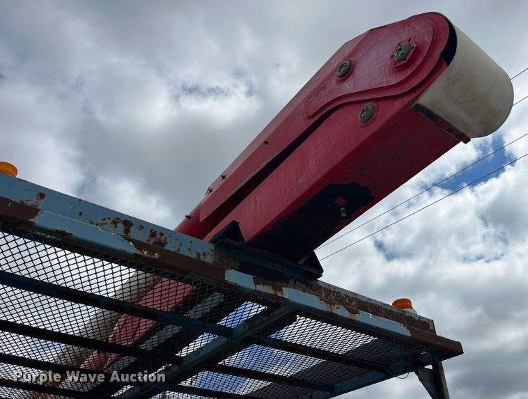 image for item DP0534 2007 GMC C7500  bucket truck