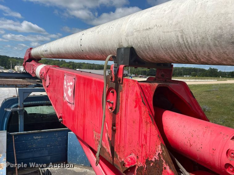 image for item DP0534 2007 GMC C7500  bucket truck