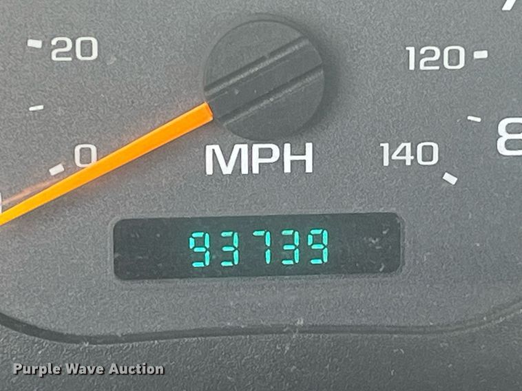 image for item DP0534 2007 GMC C7500  bucket truck