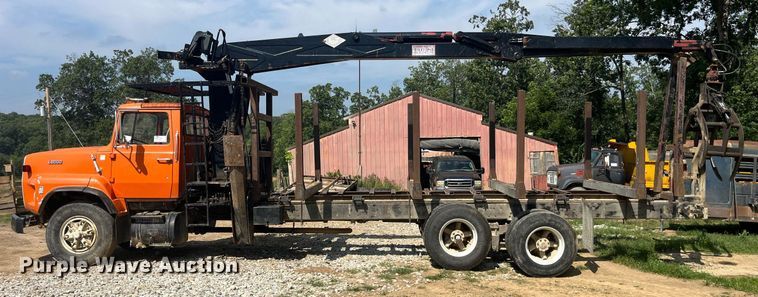 image for item DP0538 1987 Ford L8000  log loader truck
