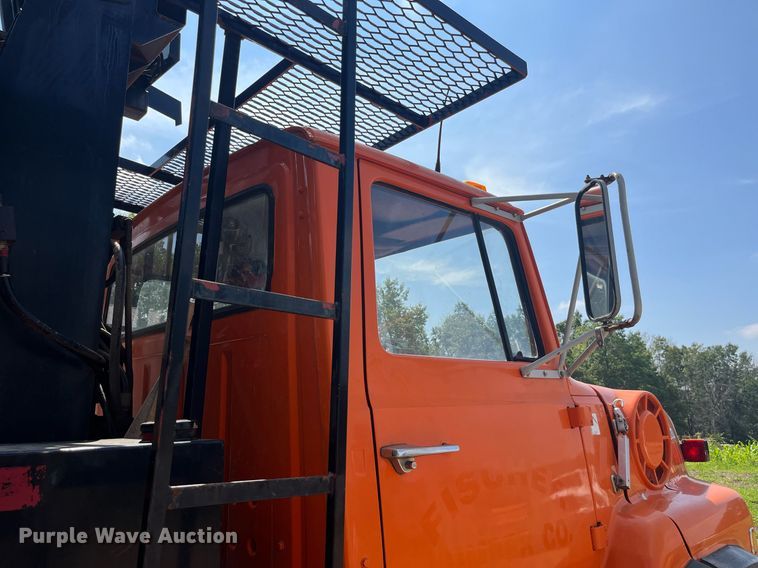 image for item DP0538 1987 Ford L8000  log loader truck