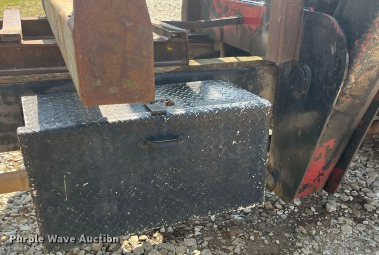 image for item DP0538 1987 Ford L8000  log loader truck