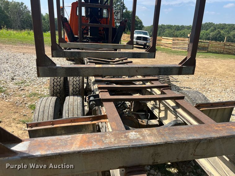 image for item DP0538 1987 Ford L8000  log loader truck