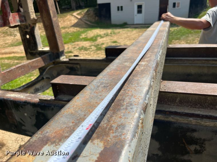 image for item DP0538 1987 Ford L8000  log loader truck