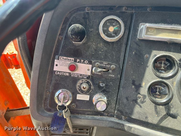 image for item DP0538 1987 Ford L8000  log loader truck