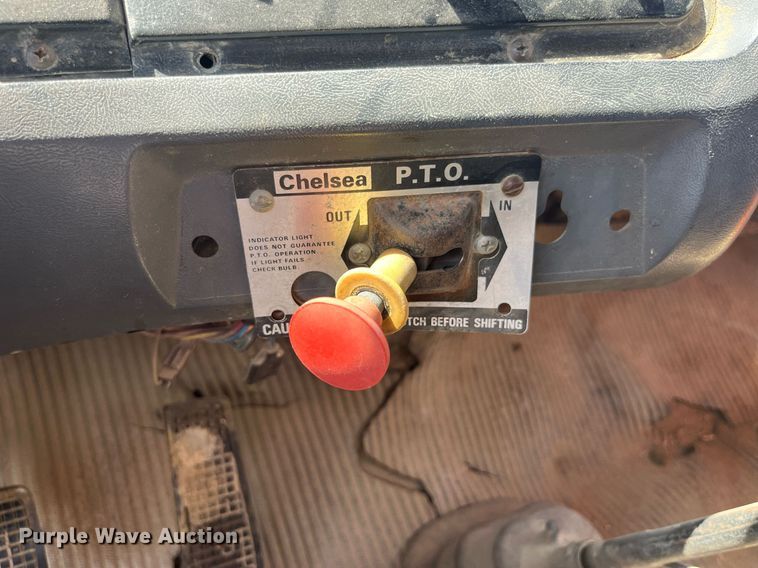 image for item DP0538 1987 Ford L8000  log loader truck