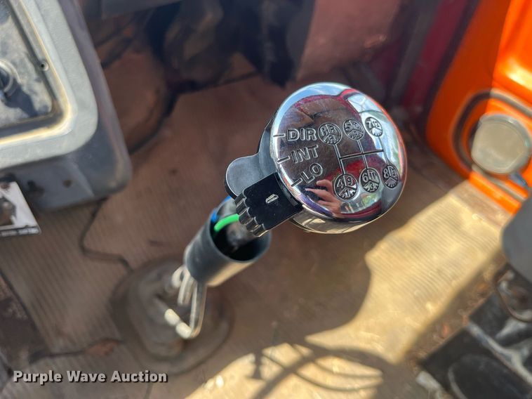 image for item DP0538 1987 Ford L8000  log loader truck