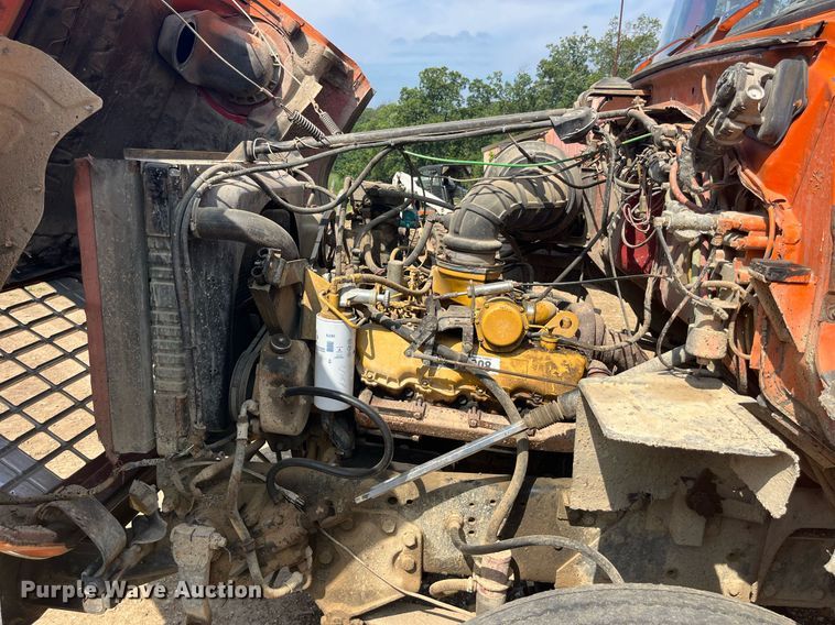 image for item DP0538 1987 Ford L8000  log loader truck