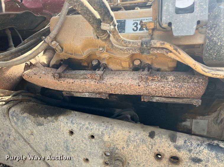 image for item DP0538 1987 Ford L8000  log loader truck