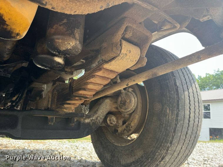 image for item DP0538 1987 Ford L8000  log loader truck