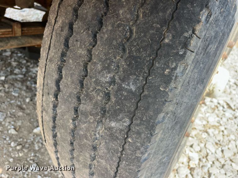 image for item DP0538 1987 Ford L8000  log loader truck