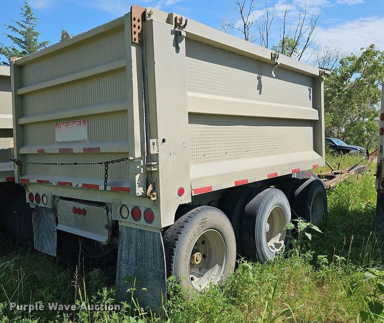 image for item DQ0125 1990 Cornhusker Pup  end dump pup trailer