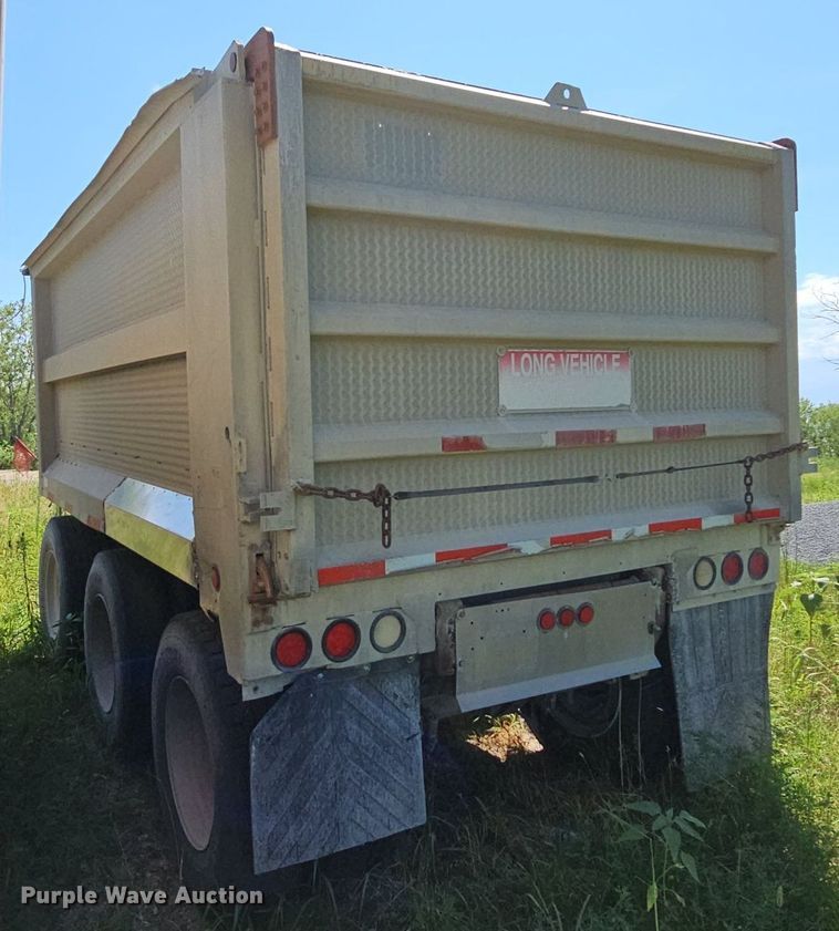 image for item DQ0125 1990 Cornhusker Pup  end dump pup trailer