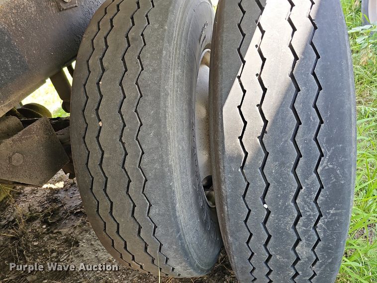 image for item DQ0125 1990 Cornhusker Pup  end dump pup trailer