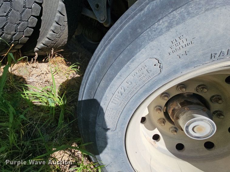 image for item DQ0125 1990 Cornhusker Pup  end dump pup trailer