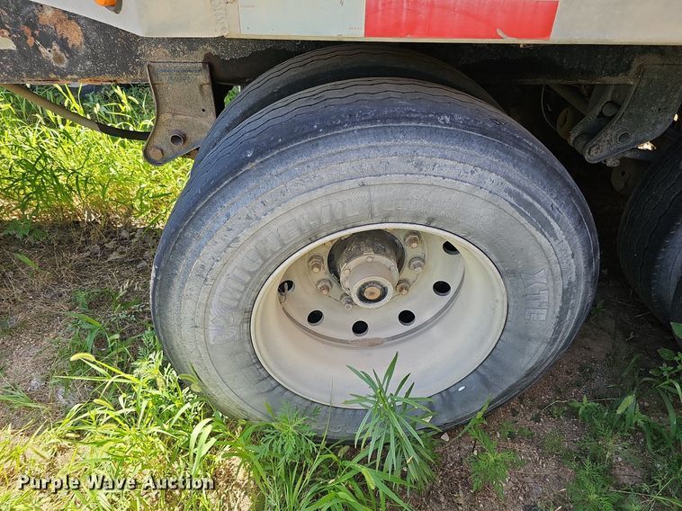 image for item DQ0125 1990 Cornhusker Pup  end dump pup trailer