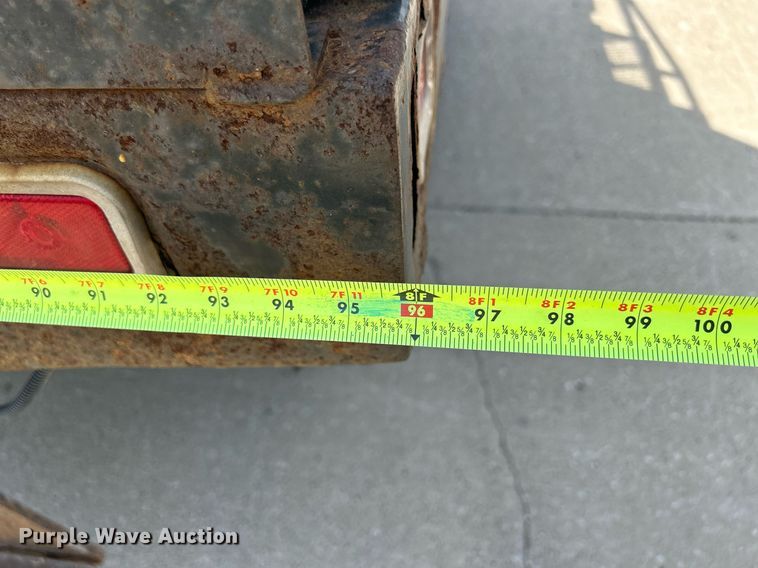 image for item DQ0860 2009 GMC Sierra 3500HD  Ext. Cab flatbed pickup truck