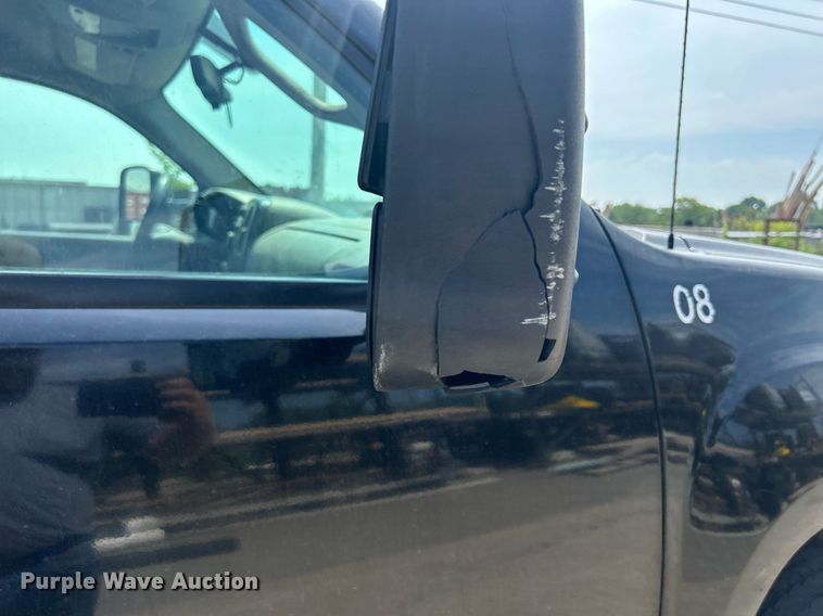 image for item DQ0860 2009 GMC Sierra 3500HD  Ext. Cab flatbed pickup truck