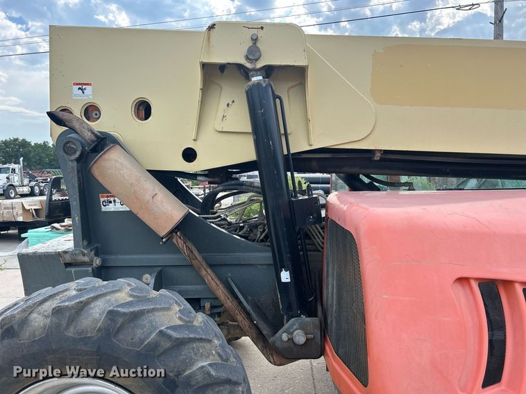 image for item DQ0863 2005 JLG G10-55A  telehandler