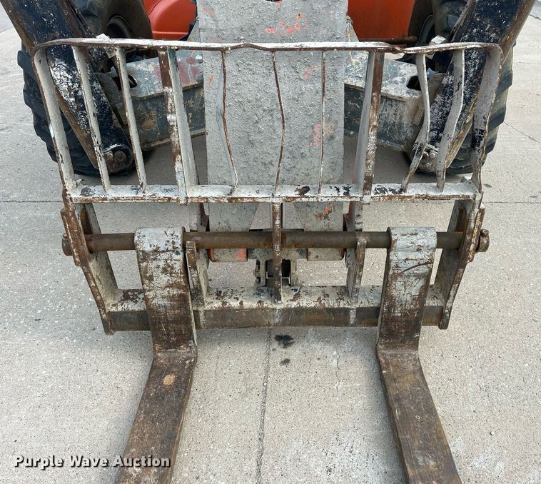 image for item DQ0863 2005 JLG G10-55A  telehandler