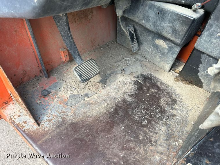 image for item DQ0863 2005 JLG G10-55A  telehandler