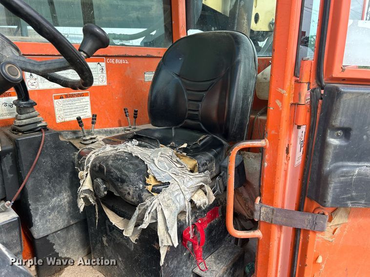 image for item DQ0863 2005 JLG G10-55A  telehandler