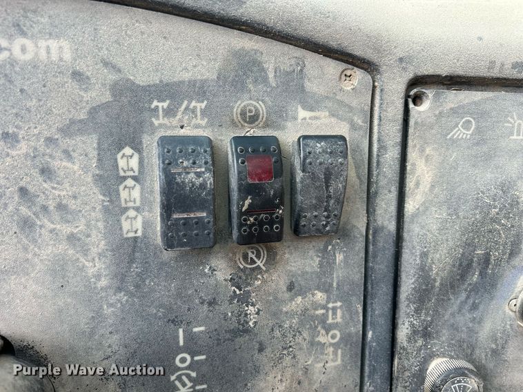 image for item DQ0863 2005 JLG G10-55A  telehandler