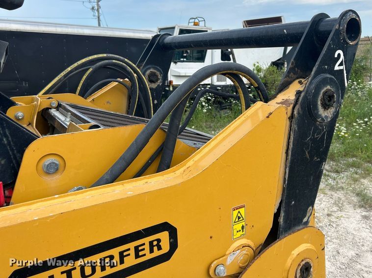 image for item DQ0864 2011 Caterpillar 259B3  tracked skid steer loader