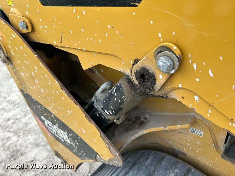 image for item DQ0864 2011 Caterpillar 259B3  tracked skid steer loader