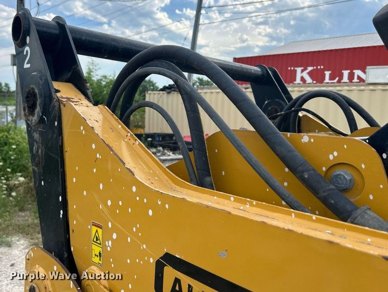 image for item DQ0864 2011 Caterpillar 259B3  tracked skid steer loader