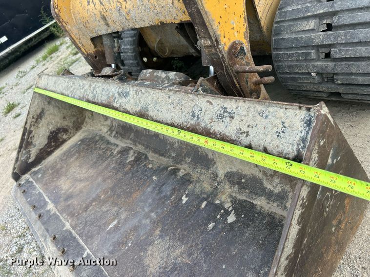 image for item DQ0864 2011 Caterpillar 259B3  tracked skid steer loader