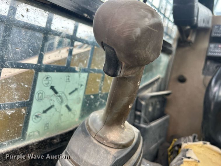 image for item DQ0864 2011 Caterpillar 259B3  tracked skid steer loader