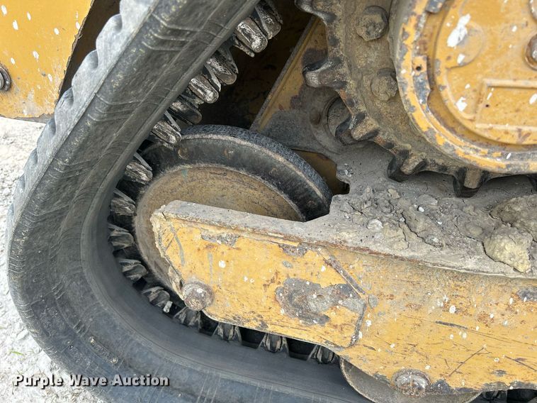 image for item DQ0864 2011 Caterpillar 259B3  tracked skid steer loader