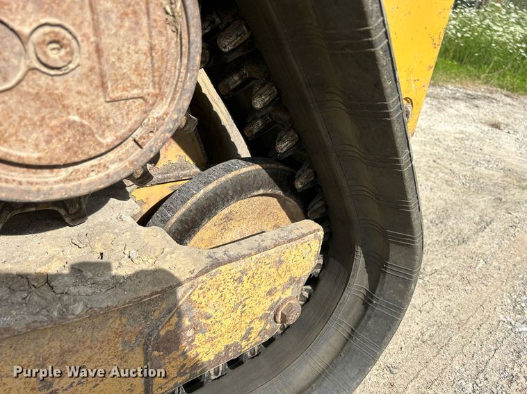 image for item DQ0864 2011 Caterpillar 259B3  tracked skid steer loader