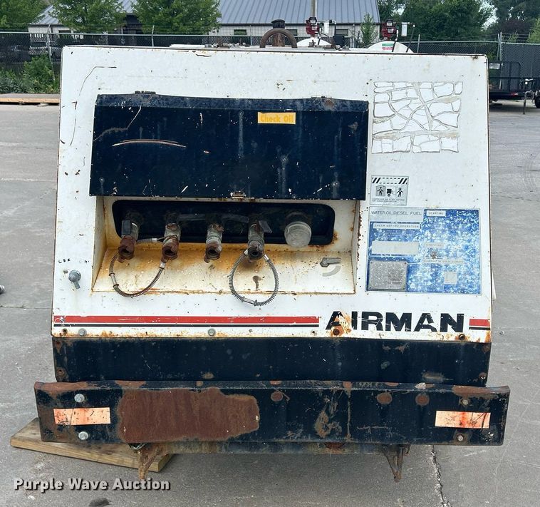 image for item DQ0865 Airman PDS270S  air compressor