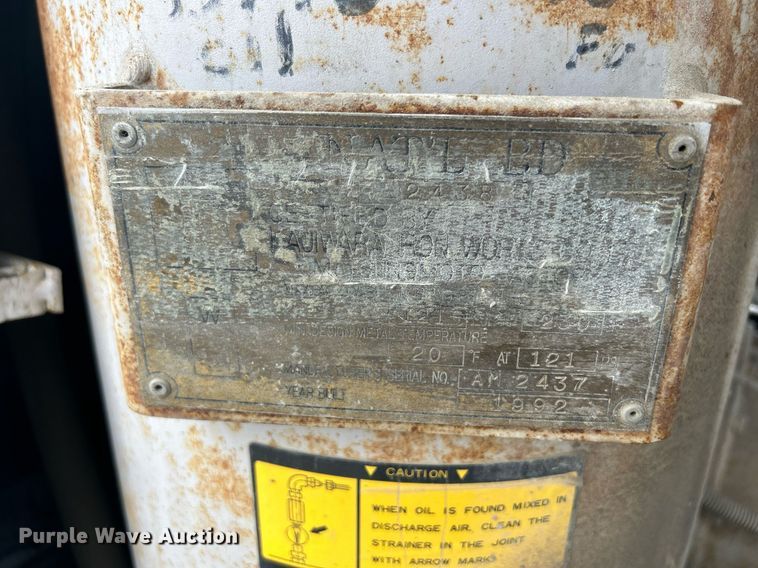 image for item DQ0865 Airman PDS270S  air compressor