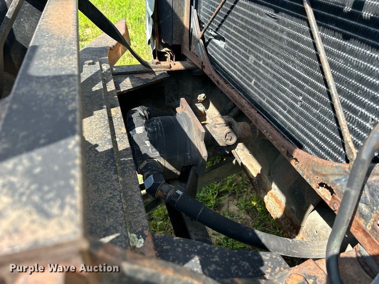 image for item DQ0867 1986 Ford L8000  dump truck