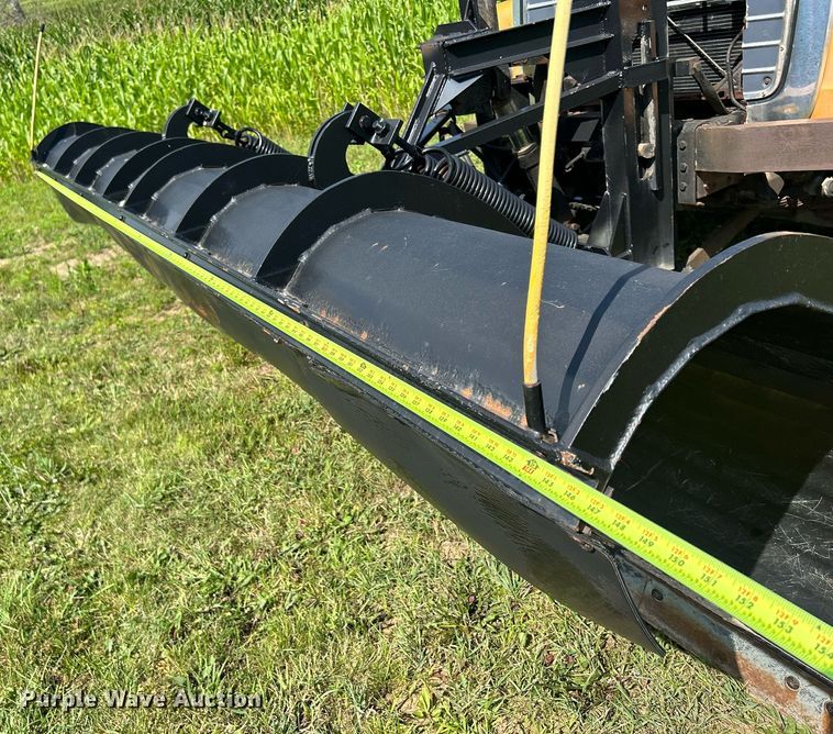 image for item DQ0867 1986 Ford L8000  dump truck